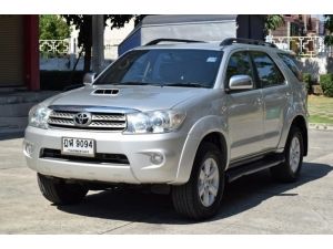Toyota Fortuner 3.0 (ปี 2010) V SUV AT รูปที่ 0